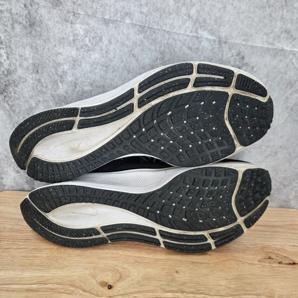 Nike Air Zoom Pegasus 38 Running Shoes Mens 10.5 Black White Sneakers CZ1891-001